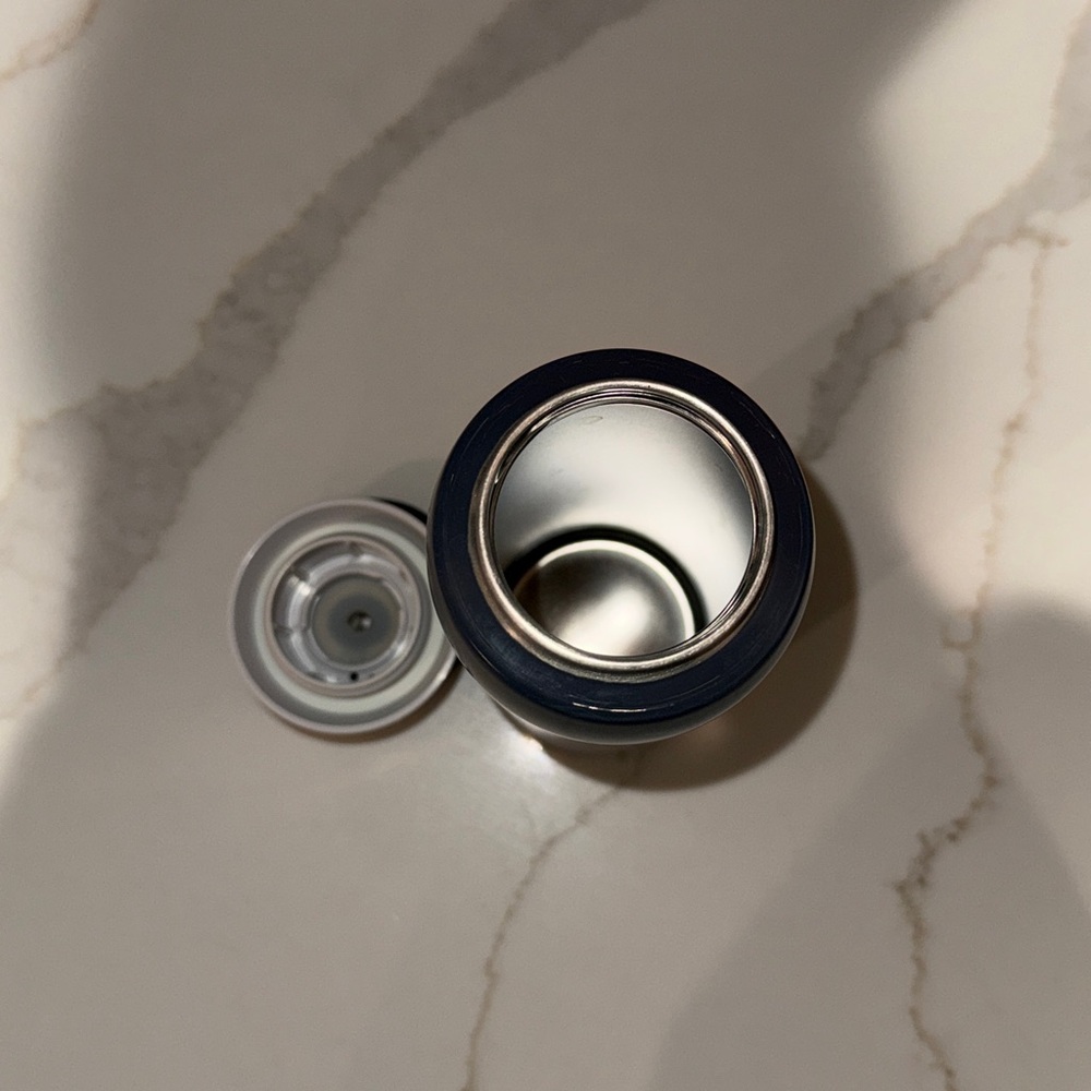 Brita Gray Bottle with White Cap and Carry Handle - Picture 3 of 3